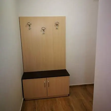 City View Apartment *